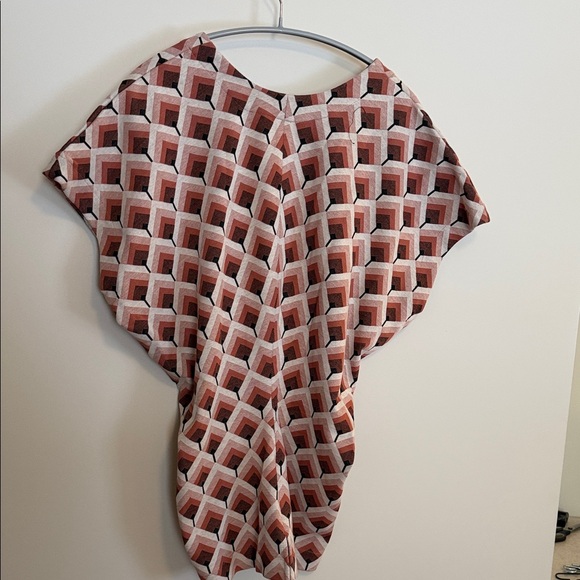 SummumGeometric Patterned Women's Top - Picture 3 of 4